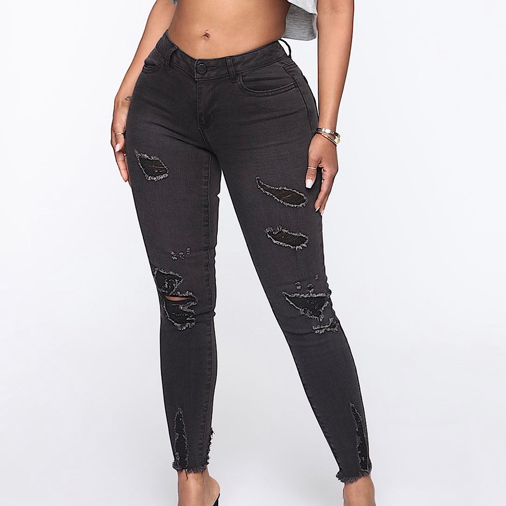 Distressed Ankle Jeans